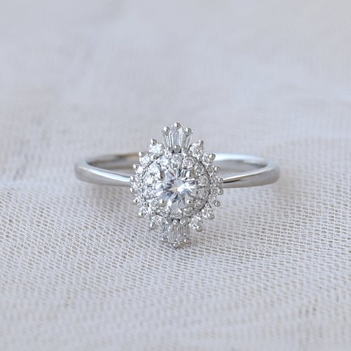 Zlatý prsten s moissanitem a lab-grown diamanty Deizy