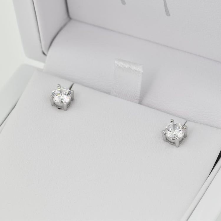 Safírové náušnice 21348