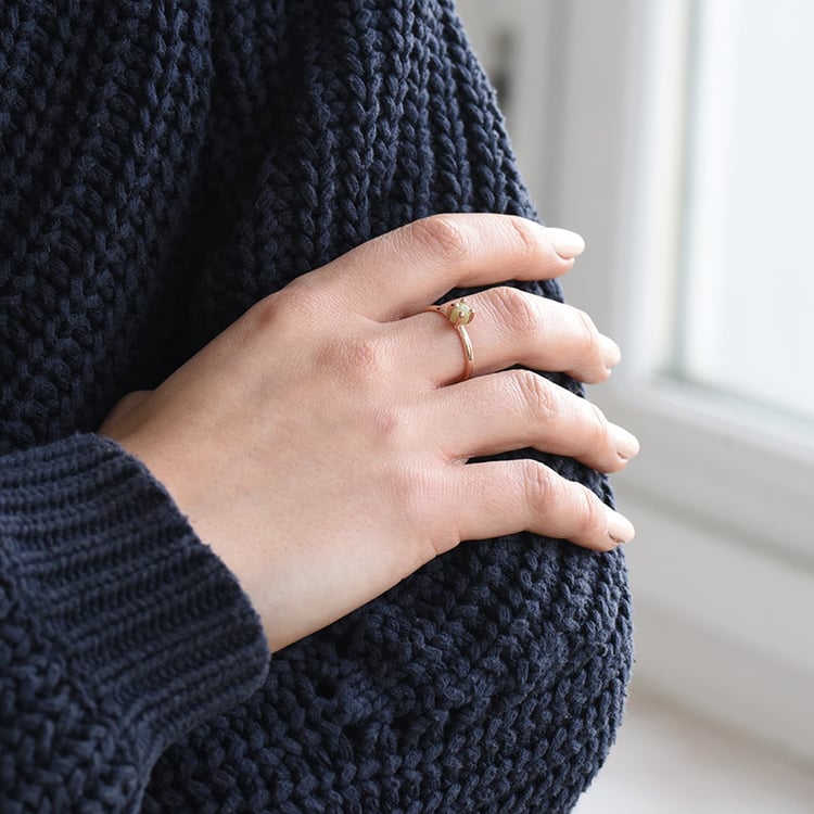 Zlatý zásnubní prsten 74497