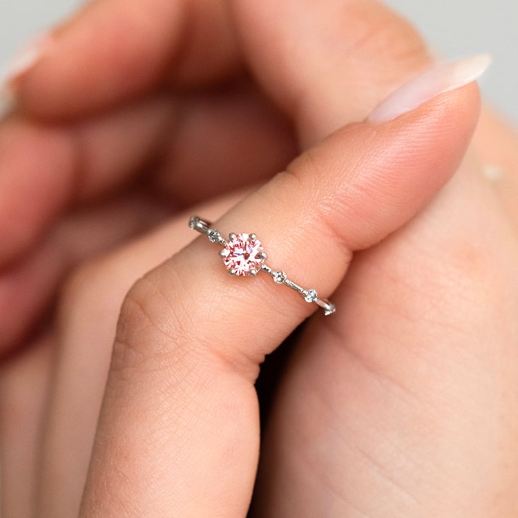 Zásnubní prsten s certifikovaným fancy pink lab-grown diamantem Imelda 144892