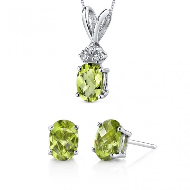 Zlatá olivínová kolekce Sindy 9655