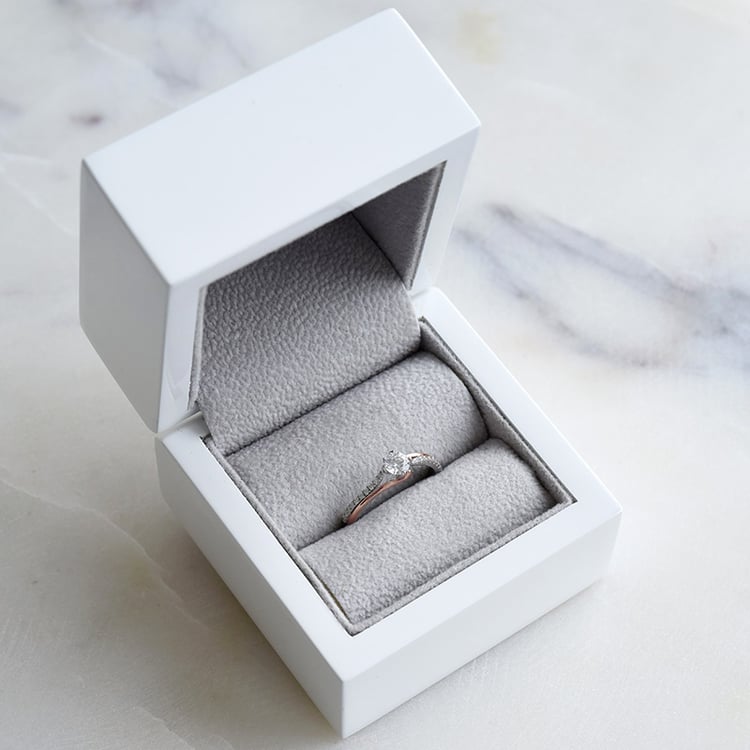 Diamantový prsten z bílého zlata 87123