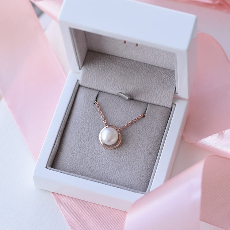 Pozlacený náhrdelník 74694