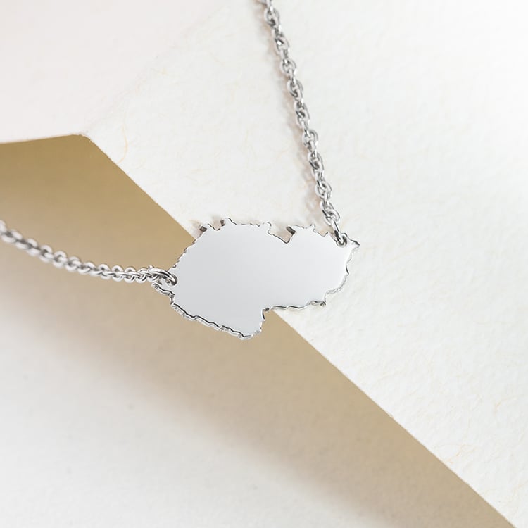 Stříbrný náhrdelník Česká republika 147754