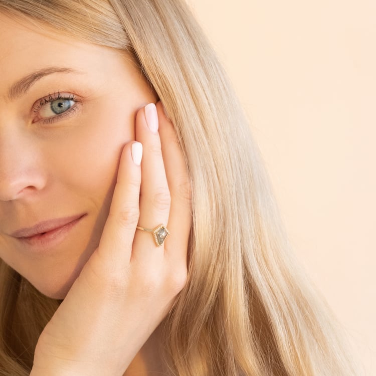 Prsten s kite salt and pepper diamantem Bjorn 100984