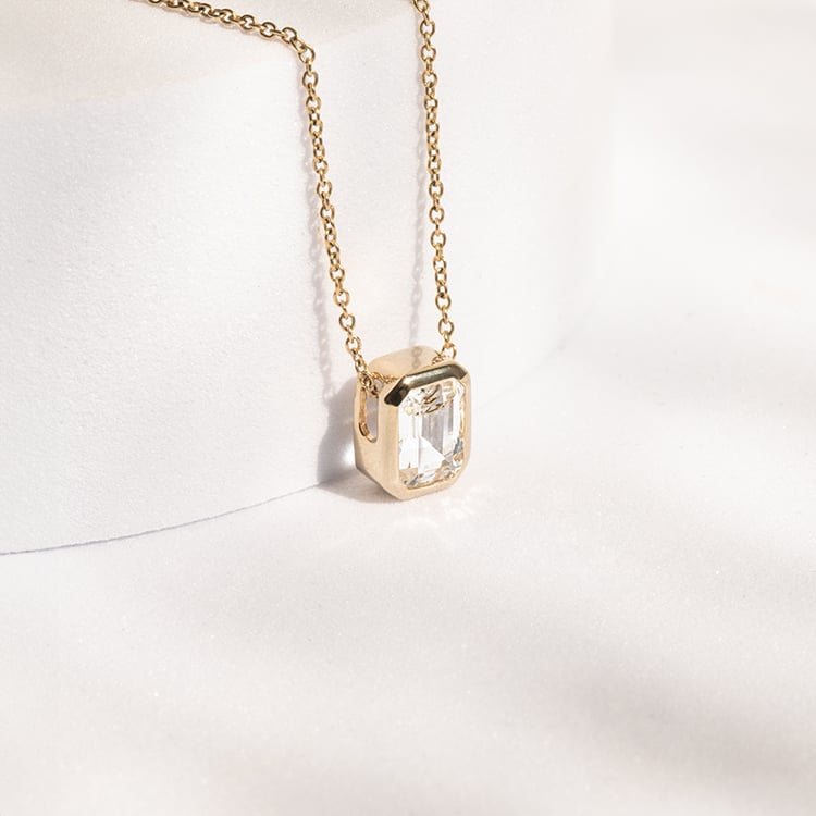 Stříbrná kolekce šperků s bílými topazy Toula 143058