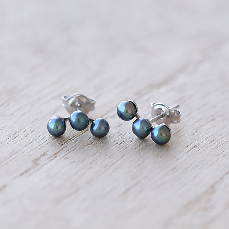 Náušnice s černými perlami 61330