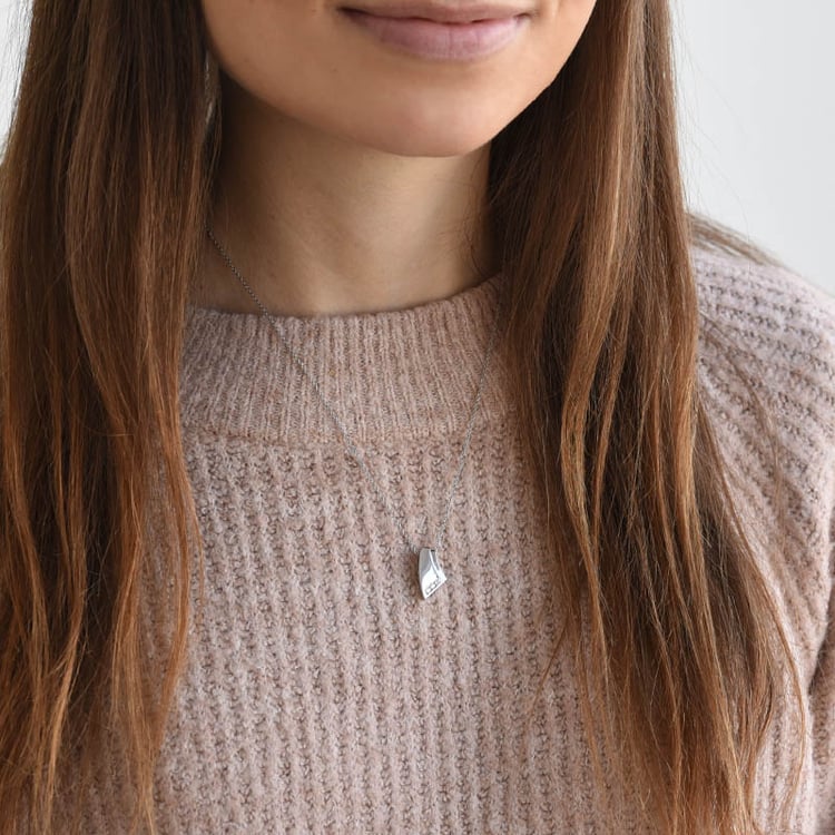 Přívěsek se třemi diamanty 78390