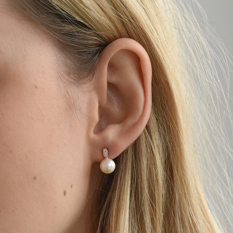 Pozlacené náušnice s perlou 73851