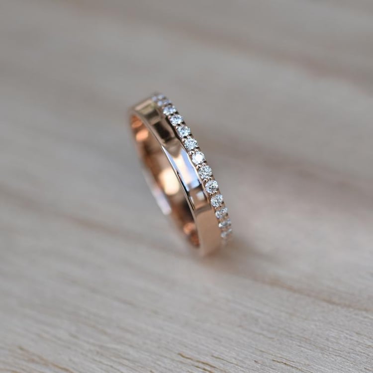 Zlatý eternity prsten 75929