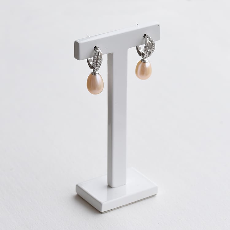 Elegantní náušnice s růžovými perlami 74207