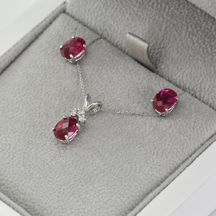 Rubínová kolekce 38811