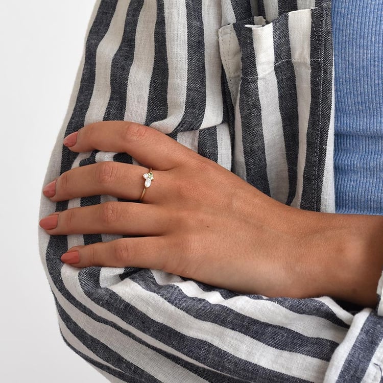 Prsten s moissanity a tsavorit granáty ze zlata 84398