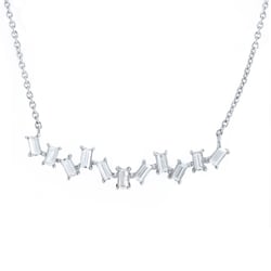 Moderní zlatý náhrdelník s baguette přírodními diamanty Parvati