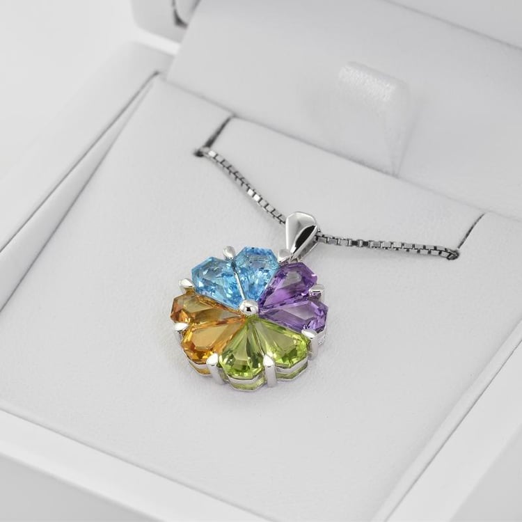 Náhrdelník ze stříbra 26575