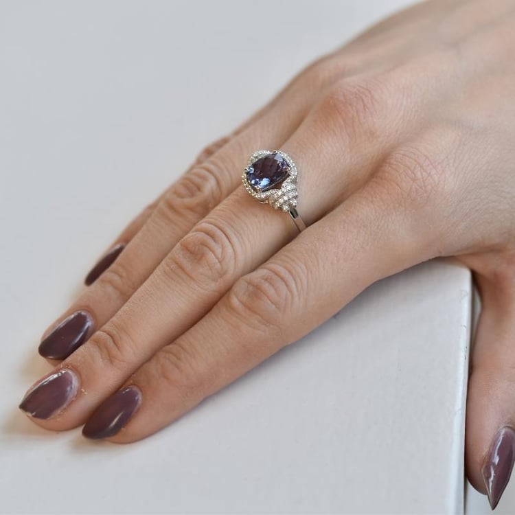 Alexandrit ve stříbrném prstenu 84177