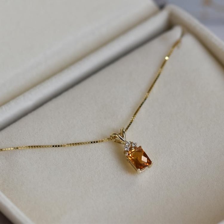 Přívěsek ze zlata 26531