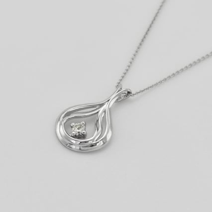 Elegantní zlatý přívěsek s diamantem Tommie