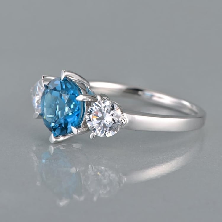 Prsten s topazem 10001