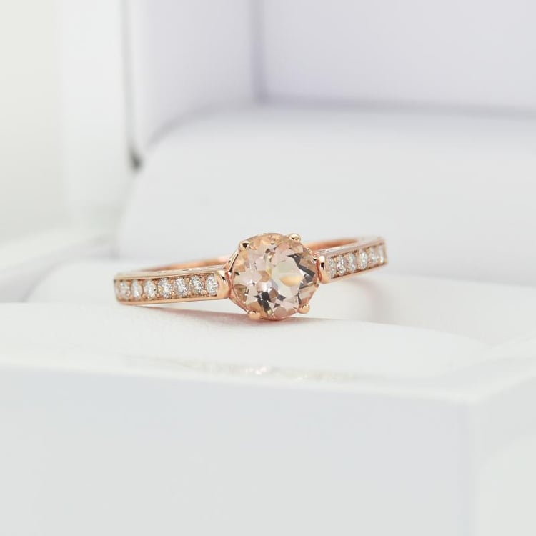 Prsten z růžového zlata 12215