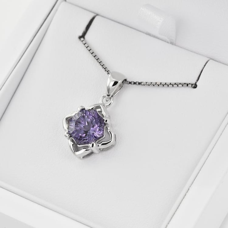 Stříbrný náhrdelník 27920