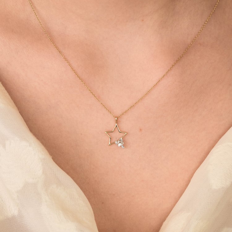 Zlatý přívěsek s lab-grown diamantem ve tvaru hvězdy 165684