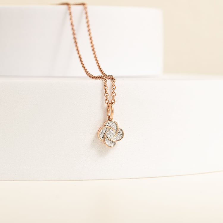 Zlatá kolekce diamantových šperků ve tvaru květu Aster 142367