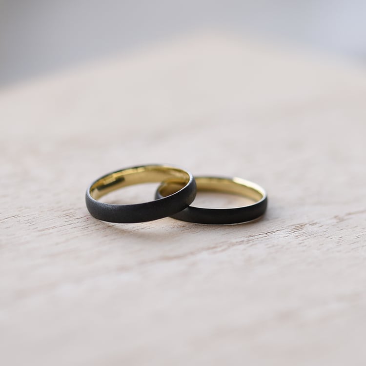 Prsteny s černým rutheniem a matným povrchem 58688