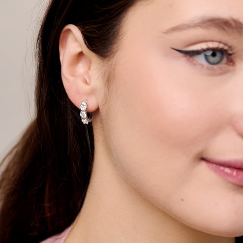 Zlaté kruhové náušnice s lab-grown diamanty Tejal