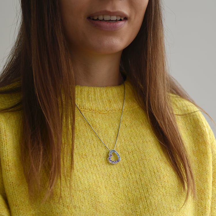 Náhrdelník ve tvaru srdce 61811