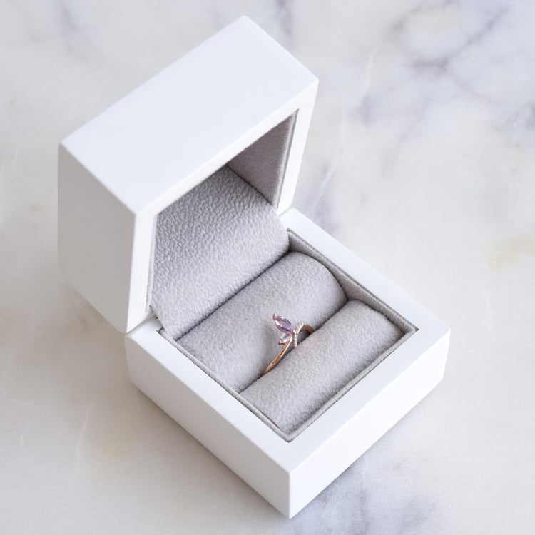 Elegantní prsten s ametysty 86760