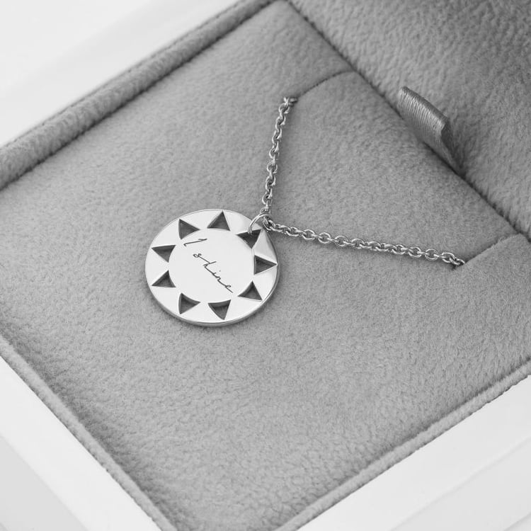 Stříbrný přívěsek z kolekce #ZaNormalniHolky 45869