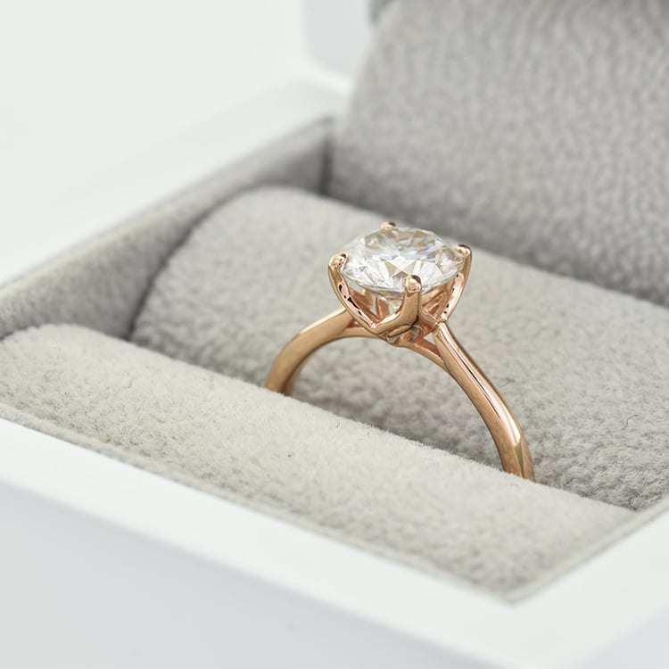 Dámský zásnubní prsten s moissanitem 41771