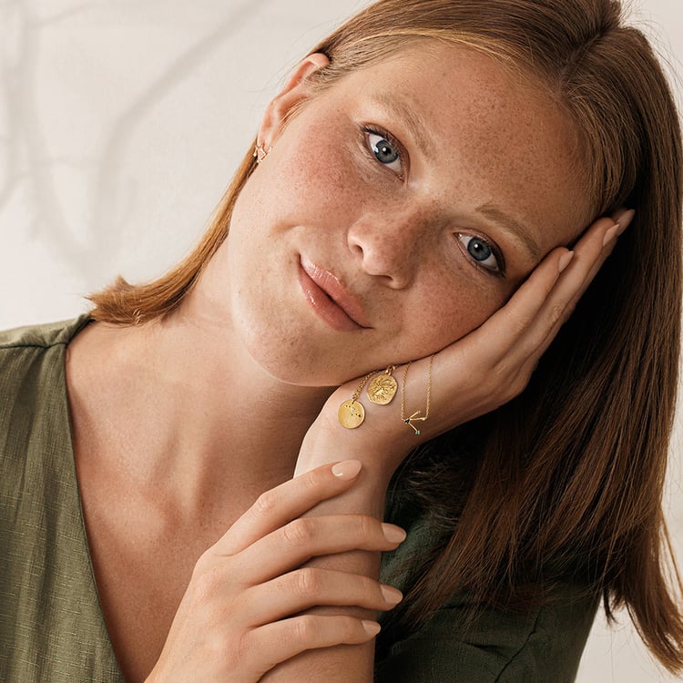 Zlatý přívěsek se souhvězdím a drahokamem Nyala 161318