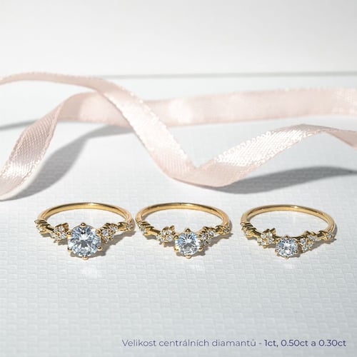 Romantický zásnubní prsten s lab-grown diamanty Therese