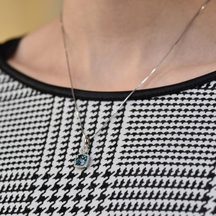 Náhrdelník ze zlata 26471