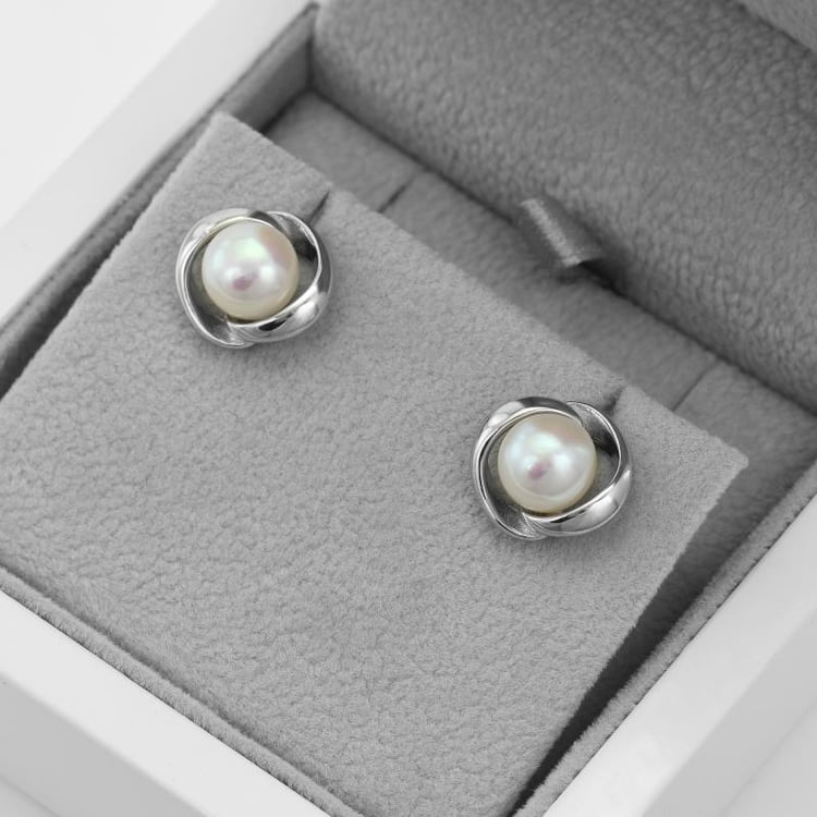 Napichovací náušnice s perlami 50478