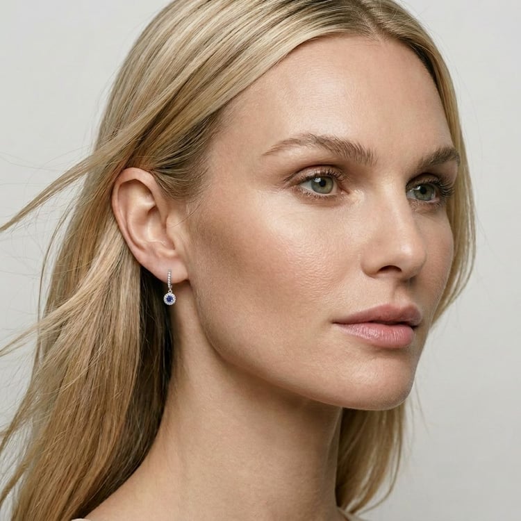 Půvabné stříbrné náušnice s modrými safíry a lab-grown diamanty Donna 171176