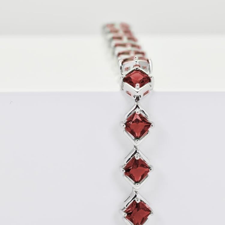 Náramek s granáty 17336