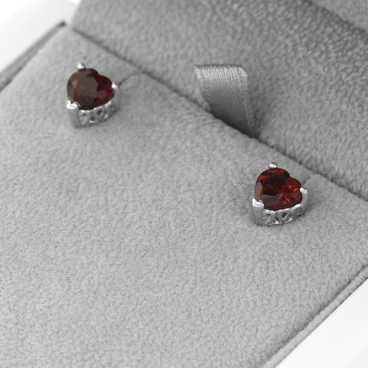 Náušnice s granátovými srdíčky 14789