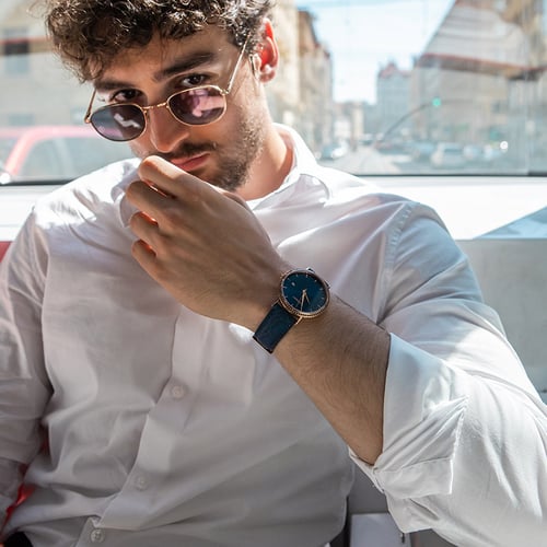 Hodinky s datem Sailor