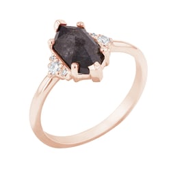 Zásnubní prsten s hexagon salt and pepper diamantem Lanre