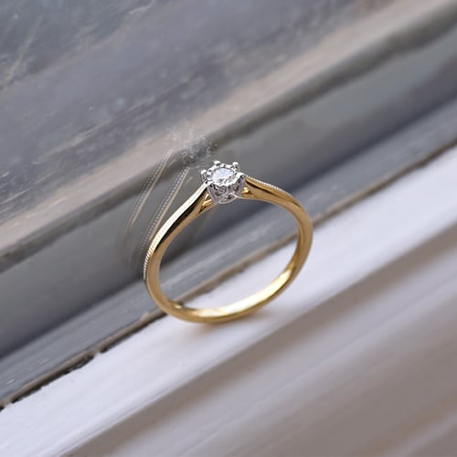 Dokonalý prsten s diamantem Helena