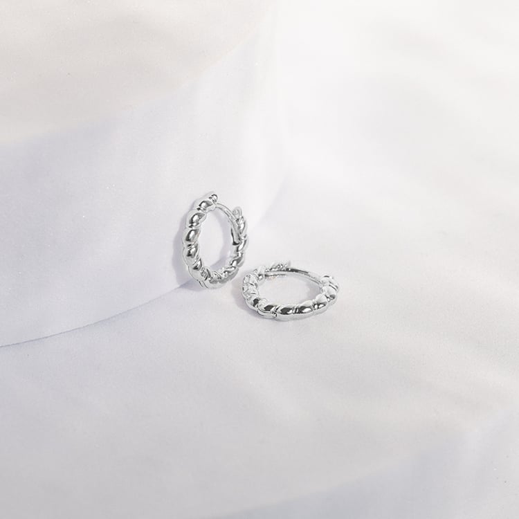 Kruhové propletené náušnice ze stříbra Torcy 142686