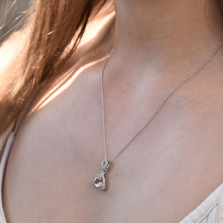 Zlatý přívěsek 32928