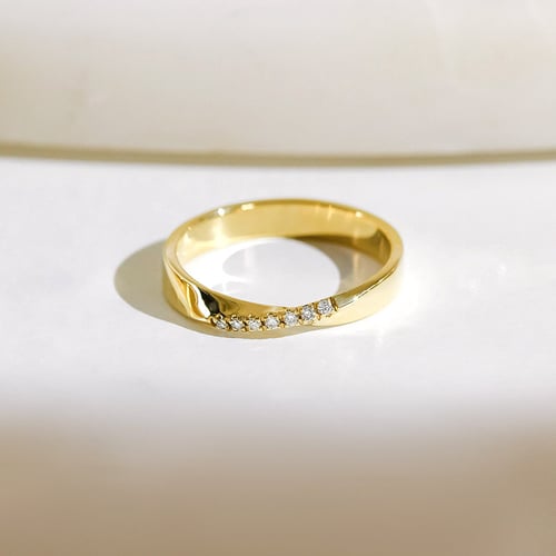 Zlaté propletené snubní prsteny s diamanty Lasha