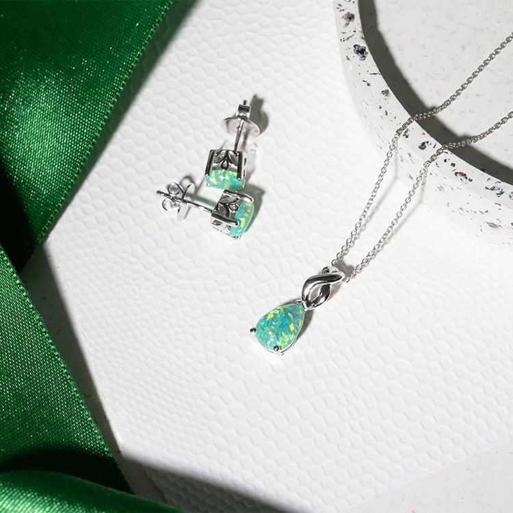 Stříbrný přívěsek s opálovou kapkou Shrimati 130587