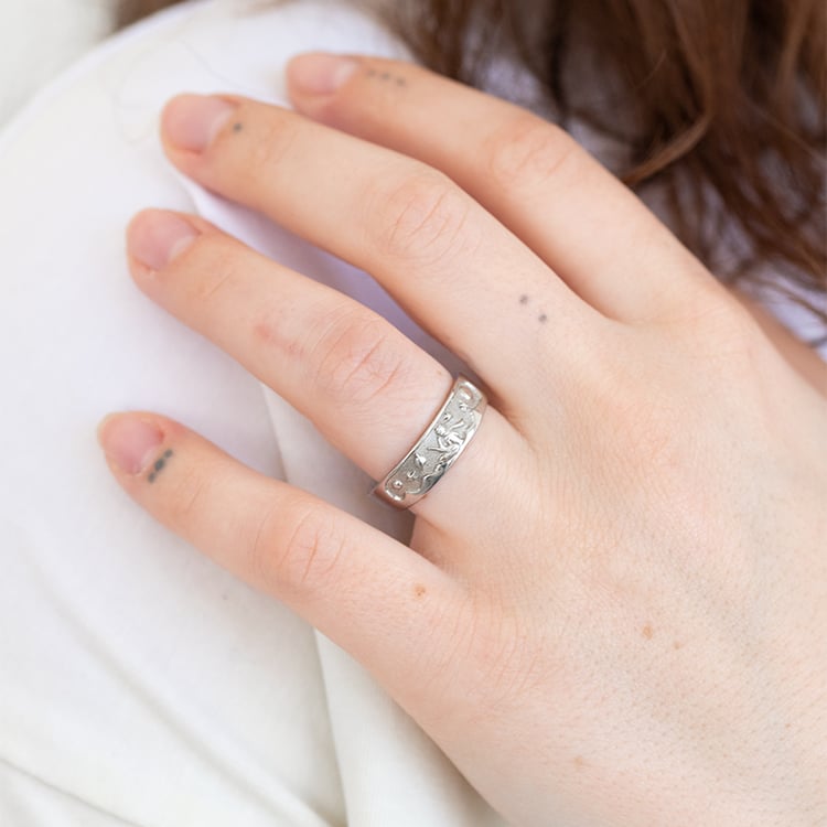 Platinové ručně ryté snubní prsteny Malý princ 146489