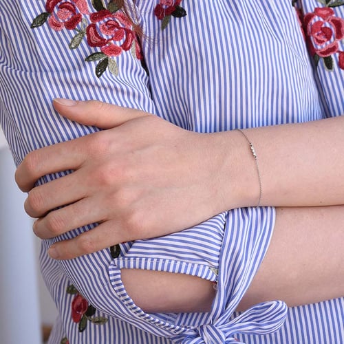 Minimalistický náramek se třemi diamanty Ohana