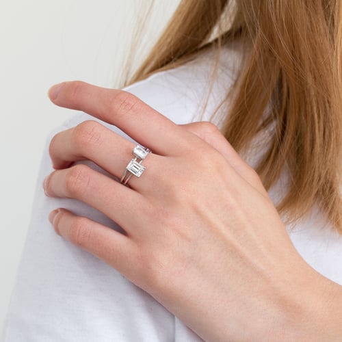 Zásnubní prsten s emerald diamantem Olson